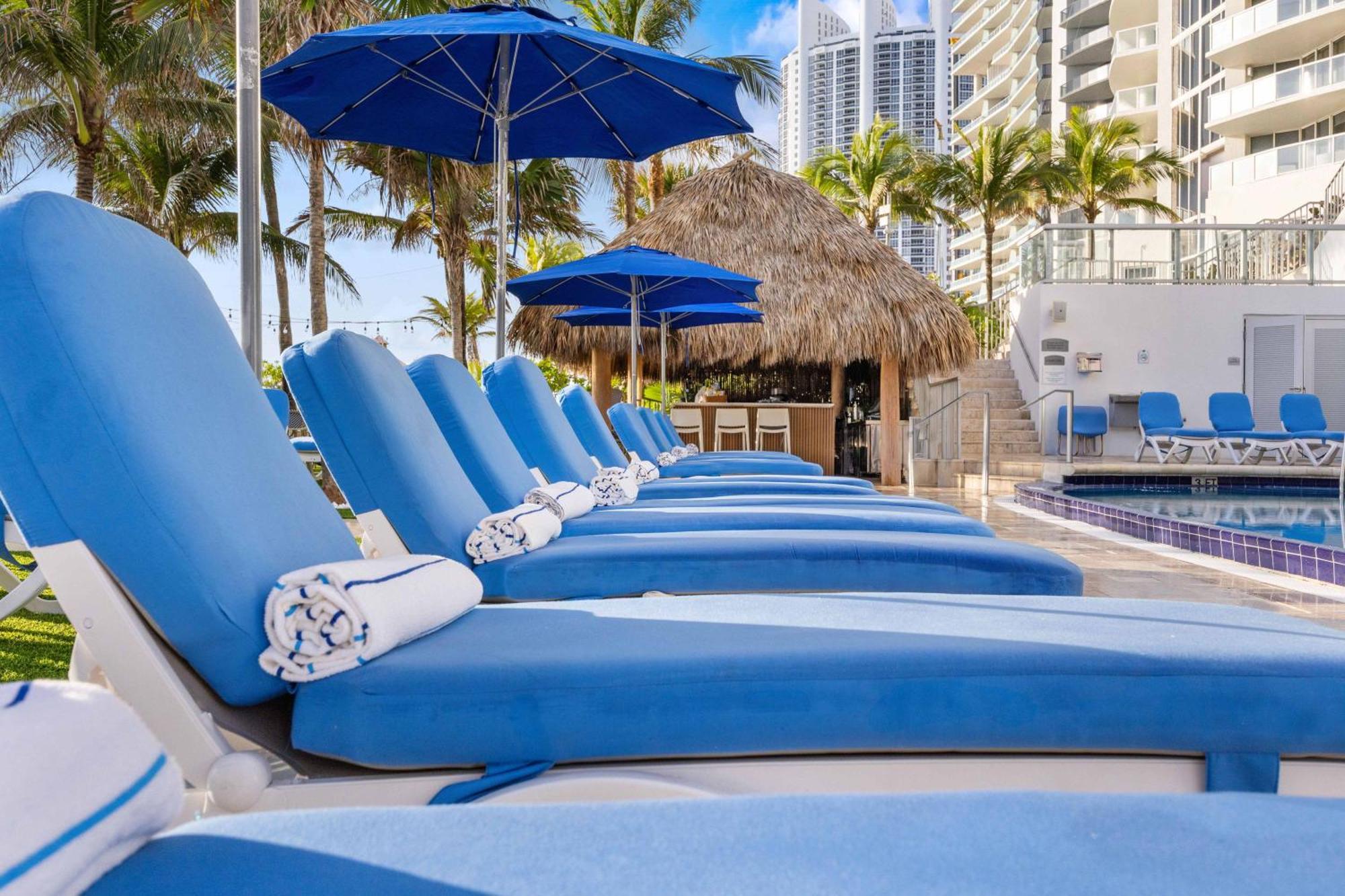 Marenas Beach Resort Съни Айлс Бийч Екстериор снимка