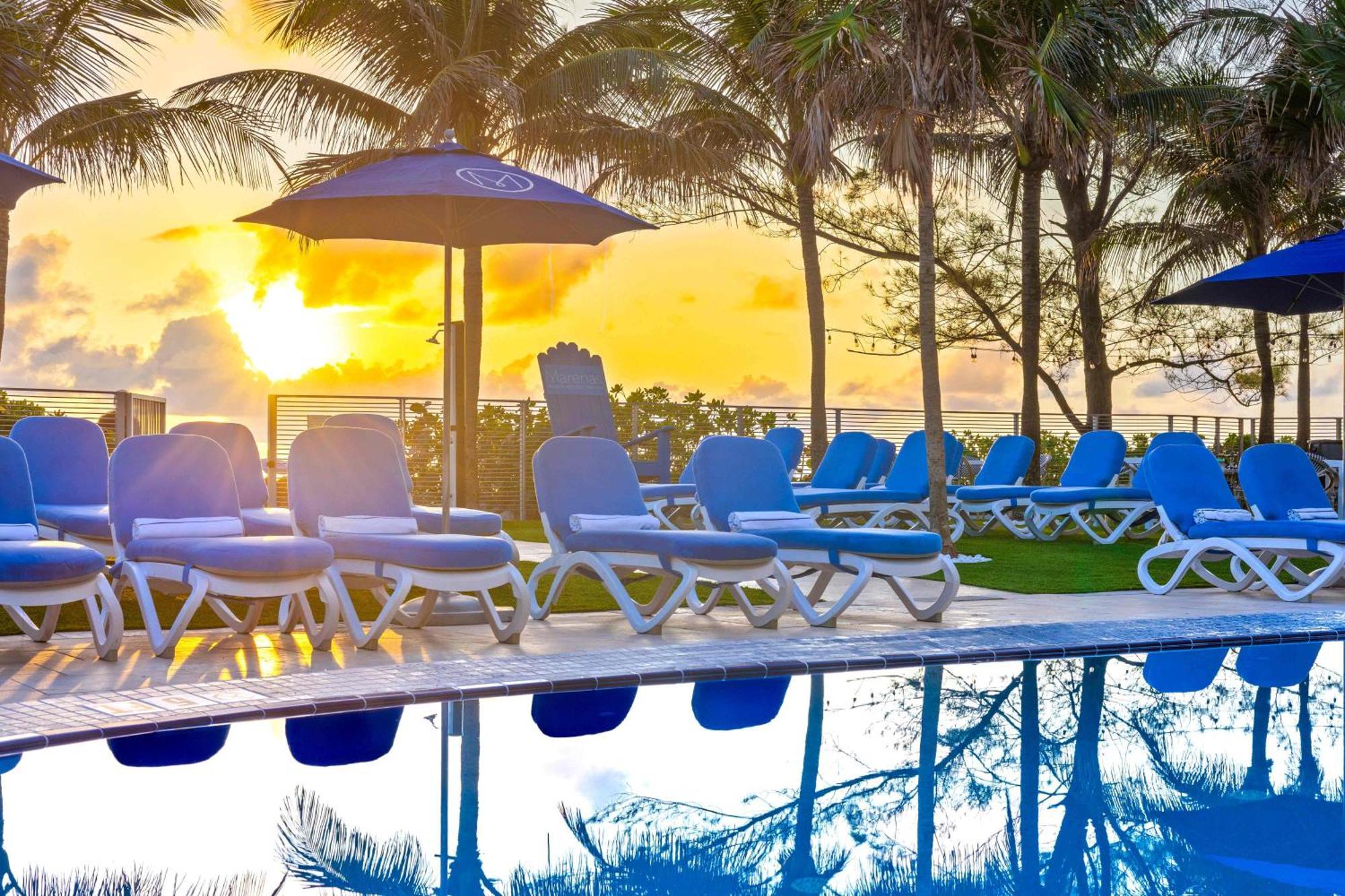 Marenas Beach Resort Съни Айлс Бийч Екстериор снимка