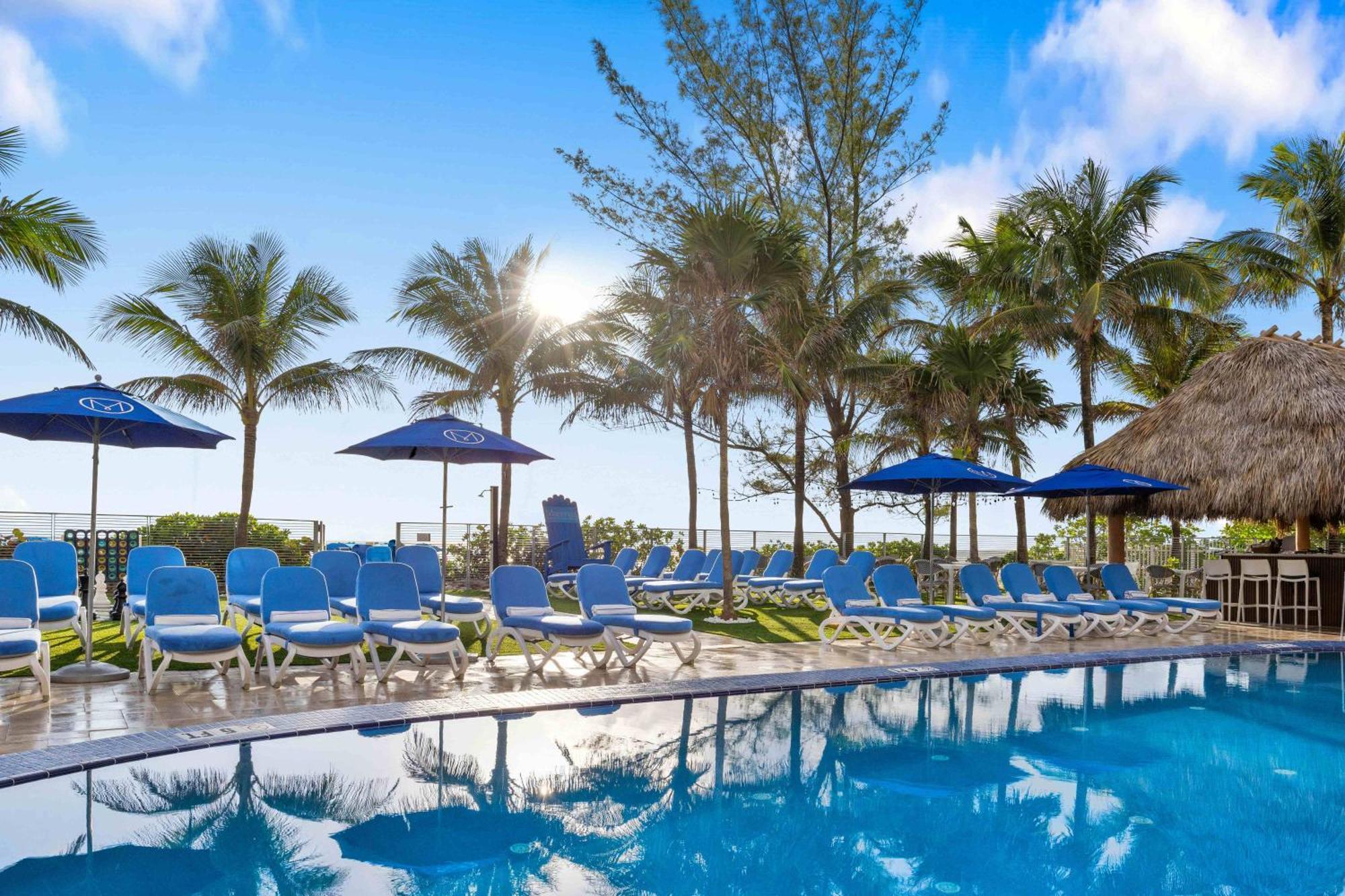 Marenas Beach Resort Съни Айлс Бийч Екстериор снимка